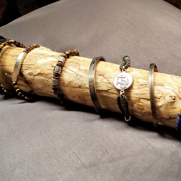 FOSSIL Jewellery - BRAND NEW with tags. Men's bracelets. - Picture 2 of 4